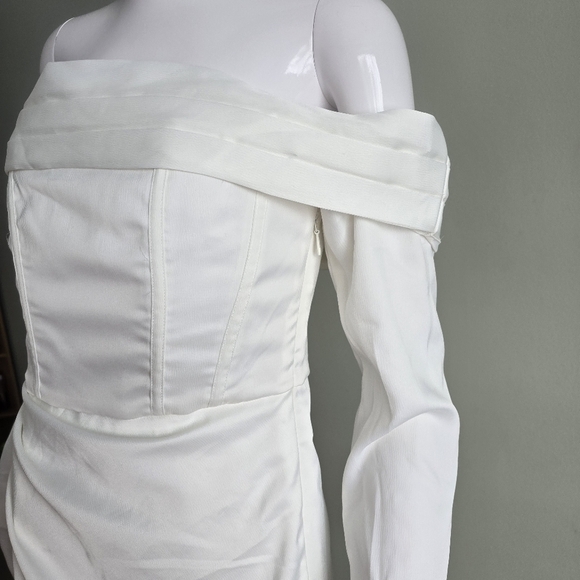 NWT PRETTY LITTLE THING BRIDAL White Long Sleeve Bardot Split Maxi Dress Size 6 - Picture 8 of 15